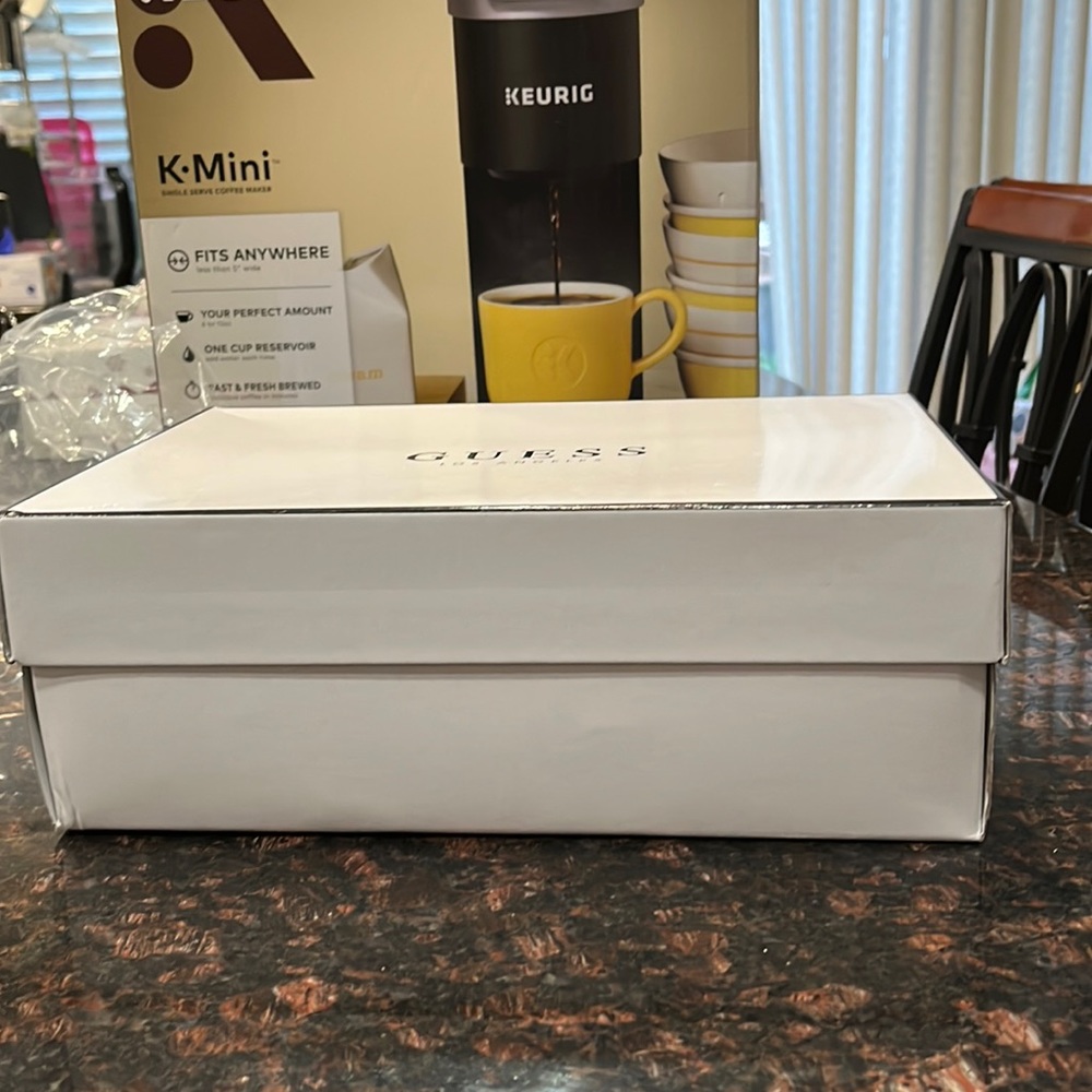 Guess mineral sneakers -new